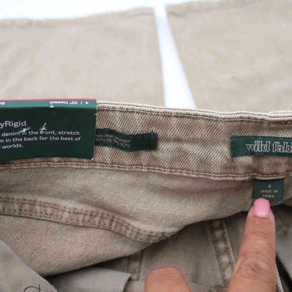 Women’s High Rise Distressed Straight Leg Jeans - Light Brown Size 00 & 4 - Picture 8 of 12